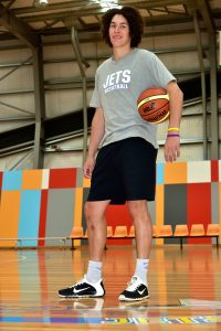 Jets fall in final quarter