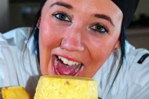 Good company, fresh food & lessons at community centre