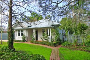 California dreaming: 12 Carlisle Street, Woodend, 3442