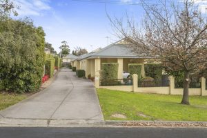 Village centre corker: 3/26 Goode Street, Gisborne, 3437