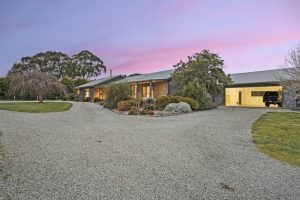 Tap into the dream: 61 High View Crescent, Gisborne, 3437