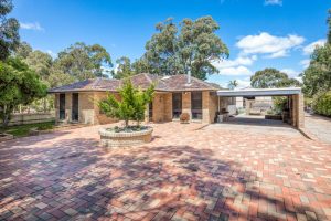 Solve your Riddells: 141 Sandy Creek Road, Riddells Creek, 3431
