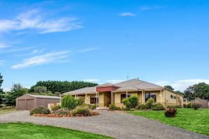 Kick back in Kyneton: 134 Edgecombe Street, Kyneton, 3444