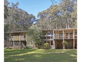 Kalkooma’s bush idyll: 34 Vinnicombes Road, Romsey, 3434