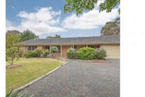 A tradie’s special: 97 Somerville Lane, Riddells Creek, 3431