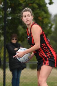 Riddell makes finals after hard-fought win