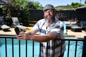 Pool app makes a splash