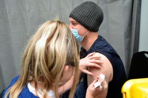 Pharmacies ready to vaccinate