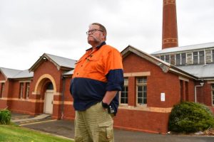 Hume’s art community pleads for better venues