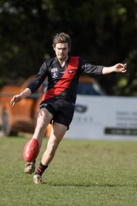 Bombers win thriller