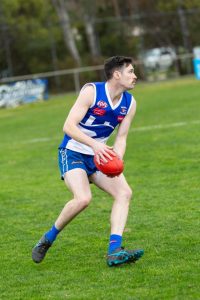 Kangaroos into top four