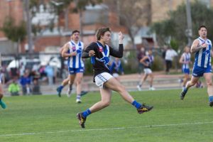 Kangaroos fall short