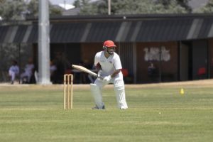 Vernon breaks through 1000 run barrier