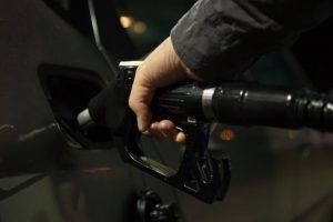 ACCC recommends fuel price apps and websites