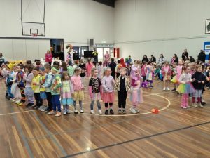 Preps celebrate 100 bright days at Kismet Park Primary