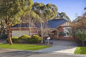 Quality, comfort and style in a sought-after pocket