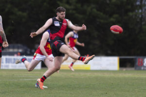 Riddell through to GF