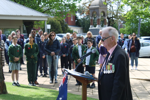 Sunbury remembers