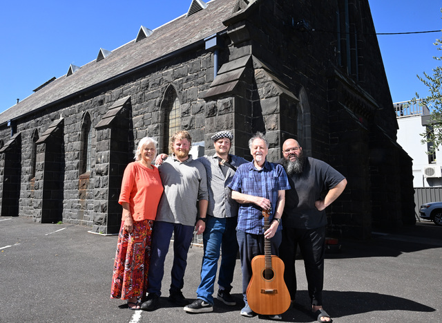 Footscray folk farewell
