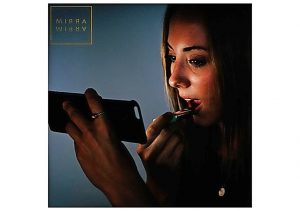 Gisborne blokes take on selfie queens