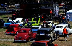Motor show rolls to Rock