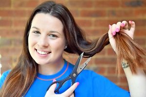 Sinead has her scissors poised