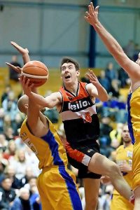 Keilor Thunder storms home