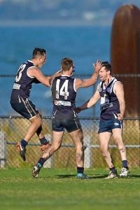 Hoppers Crossing heroics prevail