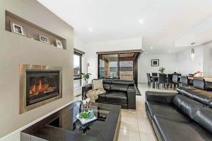 Double-block beauty: 68-70 Westminster Grove, Sunbury 3429