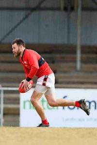 Romsey sneaks into six