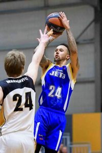 Ish Sanders nets MVP award