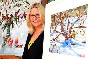 Helen Cottle donates work for Woodend art show