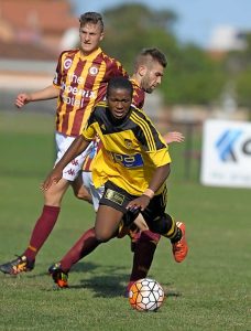 United misfires in opener